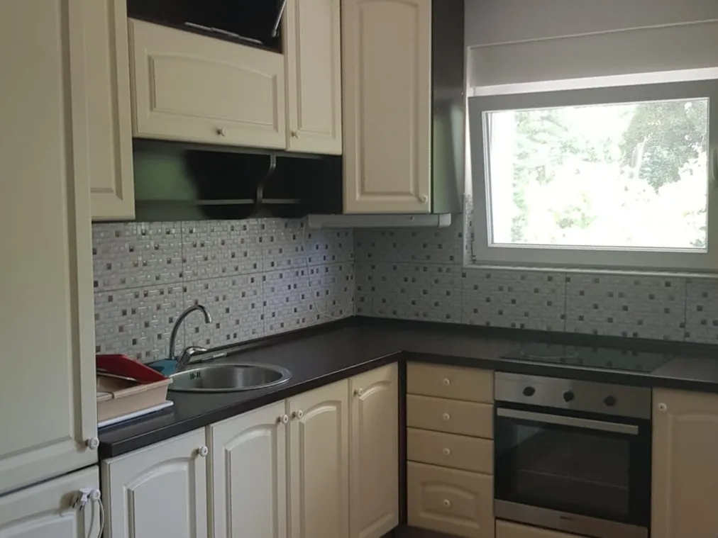 Two houses with sea view in Shushan